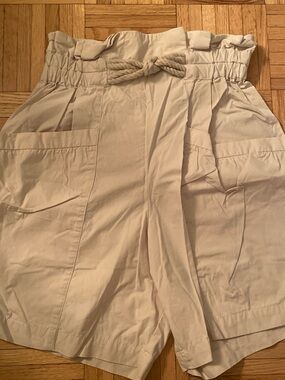 H&M Cream High-Waist Paperbag Shorts with Rope Tie